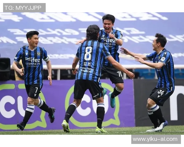 仁川联与光州FC激战正酣比分悬念不断引人关注