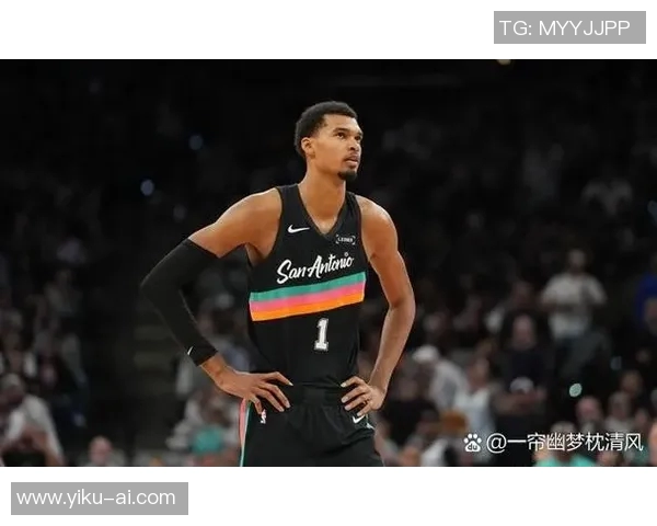 文班亚马法国队首秀狂砍27分轻取意大利引发NBA球探高度关注