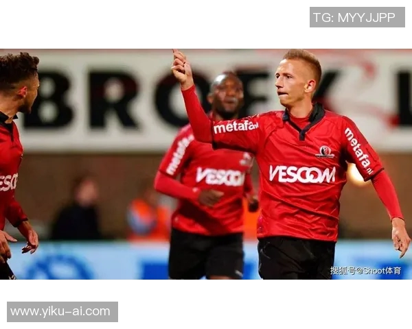 赫拉克勒与芬洛的巅峰对决谁能在赛场上笑到最后